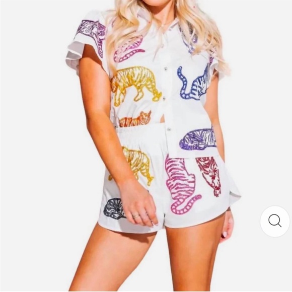 Queen of Sparkles NWT Rainbow Tiger Cotton Shorts Size L White - Picture 2 of 5